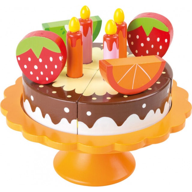 Drevená narodeninová ovocná torta