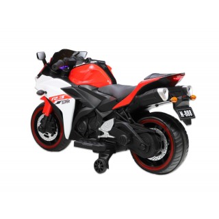 Cestná motorka Ninja R3 s plynovou rukoväťou a nožnou brzdou