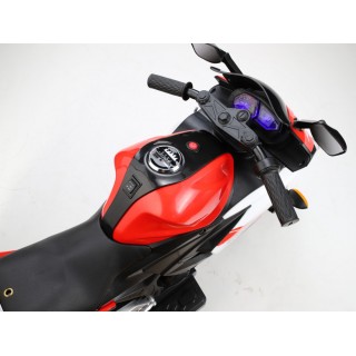 Cestná motorka Ninja R3 s plynovou rukoväťou a nožnou brzdou