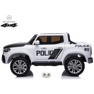 Mercedes X-Class 4x4 POLICIE 911 s 2,4G, FM, rocking horse