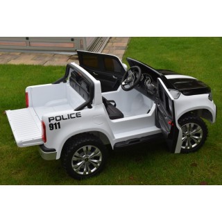Mercedes X-Class 4x4 POLICIE 911 s 2,4G, FM, rocking horse