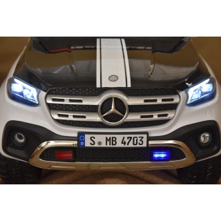 Mercedes X-Class 4x4 POLICIE 911 s 2,4G, FM, rocking horse