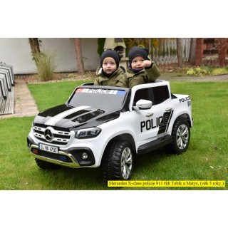 Mercedes X-Class 4x4 POLICIE 911 s 2,4G, FM, rocking horse