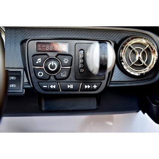 Mercedes X-Class 4x4 s 2,4G, MP4, FM, rocking horse - čierna met.
