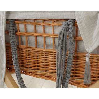 Prútený košík Moses v BOHO štýle s mušelínovou podšívkou