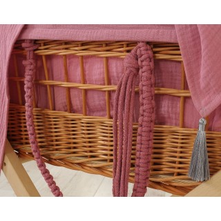 Prútený košík Moses v BOHO štýle s mušelínovou podšívkou