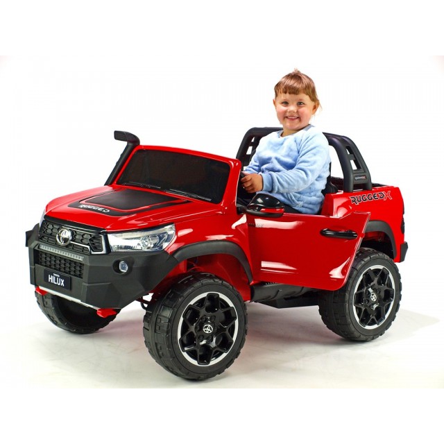 Toyota Hilux Rugged-X s 2.4G, 4x4 dvojmiestná