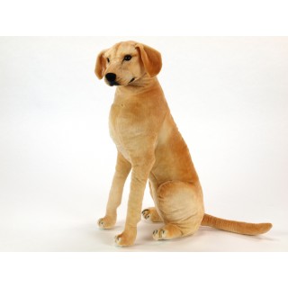 Plyšový sediaci Labrador