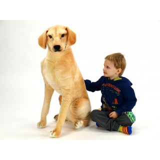 Plyšový sediaci Labrador