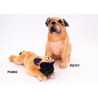 Plyšový ležiaci Mops