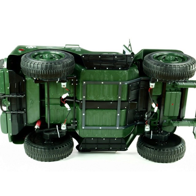 Jeep Willys s 2,4G, 4x4, 3 miestný, macha army