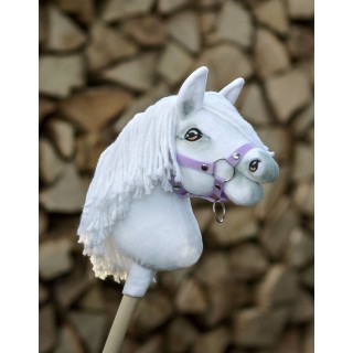 Kôň na palici Hobby Horse Premium - biely A4
