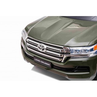 Elektrický džíp Toyota Land Cruiser lakovaný Army zelená