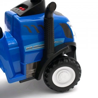 Detské odrážadlo traktor s vlečkou a náradim New Holland