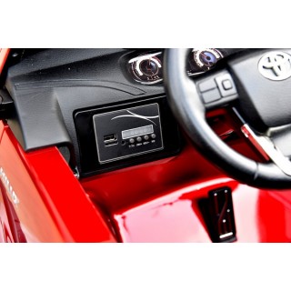 Toyota Hilux Rugged-X, lakovaná matná strieborná 2x240W