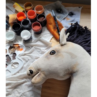 Koník na palici Hobby Horse hnedák tobiano s béžovou hrivou