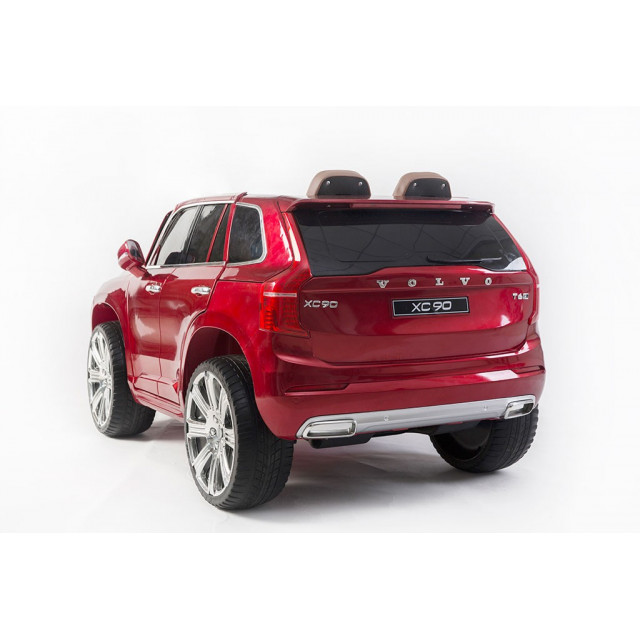 Volvo XC 90 s 2,4G DO, kľúče,Eva kolesá, otváracie dvere,čalunená sedačka,USB,FM,lakované strieborné