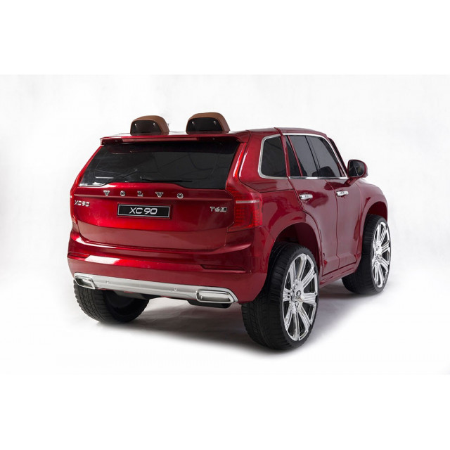 Volvo XC 90 s 2,4G DO, kľúče,Eva kolesá, otváracie dvere,čalunená sedačka,USB,FM,lakované strieborné