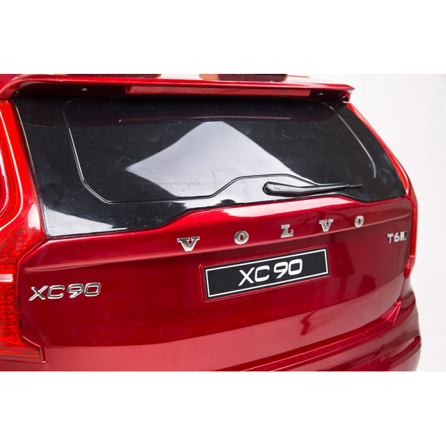 Volvo XC 90 s 2,4G DO, kľúče,Eva kolesá, otváracie dvere,čalunená sedačka,USB,FM,lakované strieborné