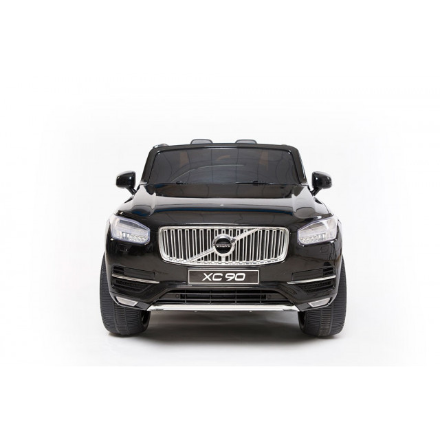 Volvo XC 90 s 2,4G DO, kľúče,Eva kolesá, otváracie dvere,čalunená sedačka,USB,FM,lakované strieborné