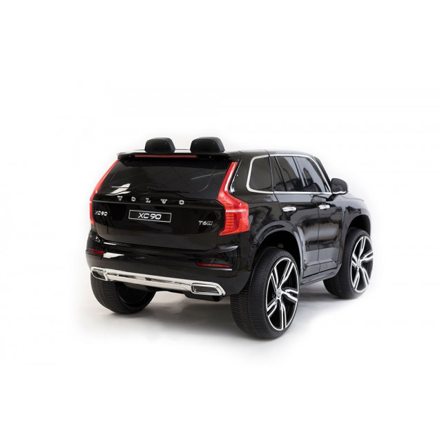 Volvo XC 90 s 2,4G DO, kľúče,Eva kolesá, otváracie dvere,čalunená sedačka,USB,FM,lakované strieborné
