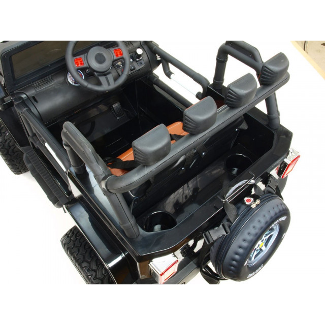 Džíp wrangler 4x4, náhon 4 Eva kolies, batérie 2x 12V/10Ah, 2,4G DO, USB,SD,Mp3,FM, otváracie dvere, čalunená sedačka, pérovanie