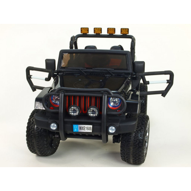 Džíp wrangler 4x4, náhon 4 Eva kolies, batérie 2x 12V/10Ah, 2,4G DO, USB,SD,Mp3,FM, otváracie dvere, čalunená sedačka, pérovanie