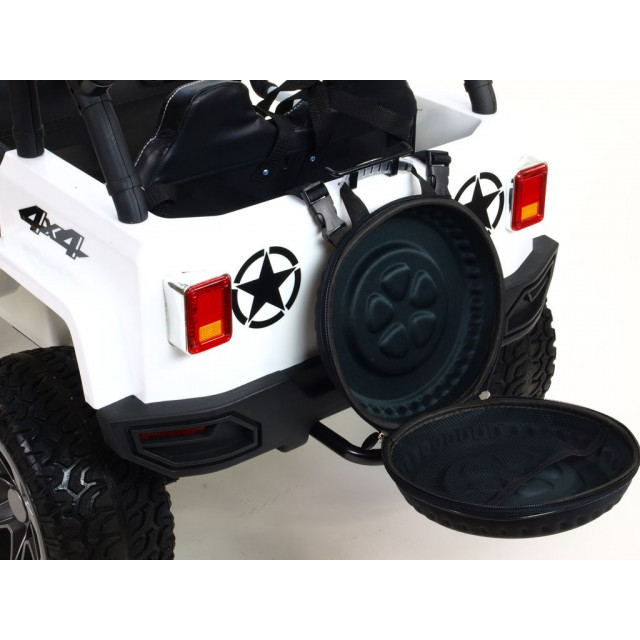 Džíp wrangler 4x4, náhon 4 Eva kolies, batérie 2x 12V/10Ah, 2,4G DO, USB,SD,Mp3,FM, otváracie dvere, čalunená sedačka, pérovanie