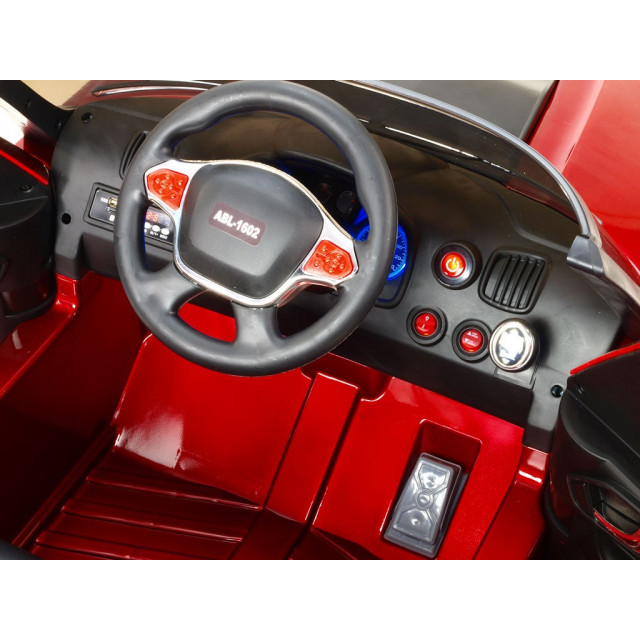 Džíp Chevy s 2.4G DO, EVA kolesami, otváracími dverami, FM, USB, SD, rádiom