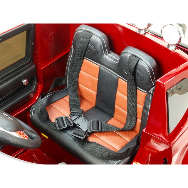 Džíp Chevy s 2.4G DO, EVA kolesami, otváracími dverami, FM, USB, SD, rádiom