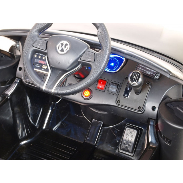 SUV Maseratspeed 4x4, 2,4 G DO,USB,TF,MP3, Led efekty, otváracie dvere,, pérovanie
