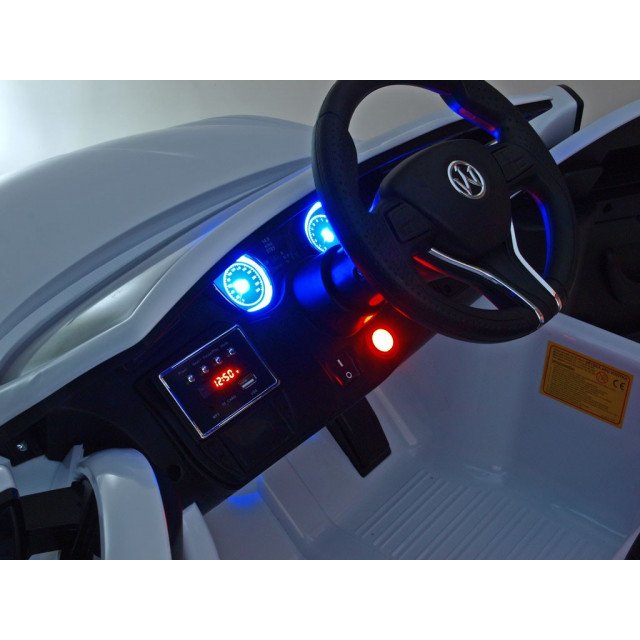SUV Maseratspeed 4x4, 2,4 G DO,USB,TF,MP3, Led efekty, otváracie dvere,, pérovanie