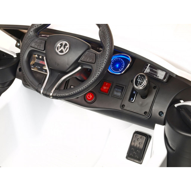 SUV Maseratspeed 4x4, 2,4 G DO,USB,TF,MP3, Led efekty, otváracie dvere,, pérovanie