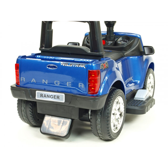 Ford Ranger pre najmenších, 6V, s vodiacou tyčou, strieškou, madlami, 2 opierkami, Mp3, TF card, lakovaná čierna metalíza