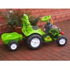 Elektrický traktor s vlečkou zelený
