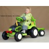 Elektrický traktor s vlečkou zelený