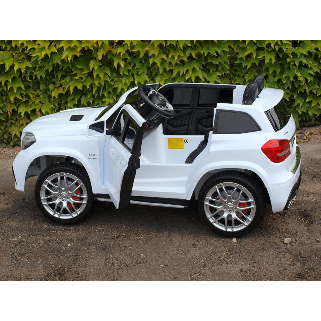 Dvojmiestný Mercedes GLS63 4x4,EVA kolesá,2,4G DO,LED osvetlenie,pérovanie,voltmeter,FM,USB,TF,čalunené sedačky,lakovaný biely