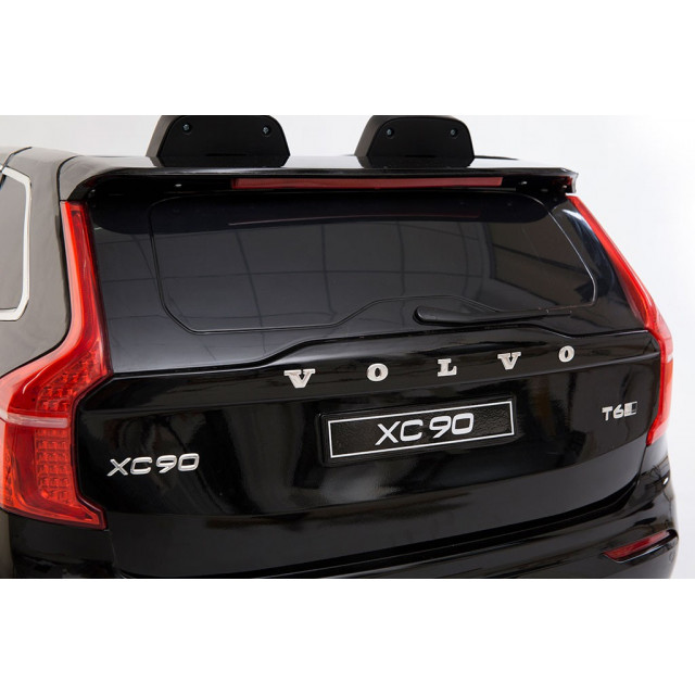 Volvo XC 90 s 2,4G DO, kľúče,Eva kolesá, otváracie dvere,čalunená sedačka,USB,FM,lakované strieborné