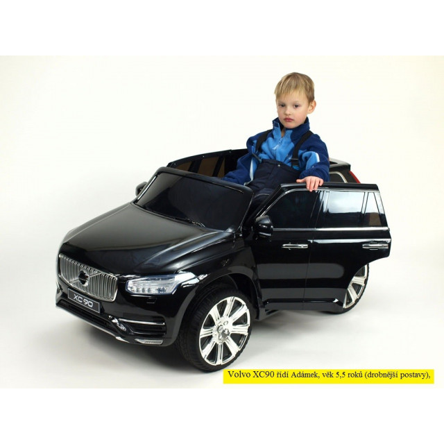 Volvo XC 90 s 2,4G DO, kľúče,Eva kolesá, otváracie dvere,čalunená sedačka,USB,FM,lakované strieborné