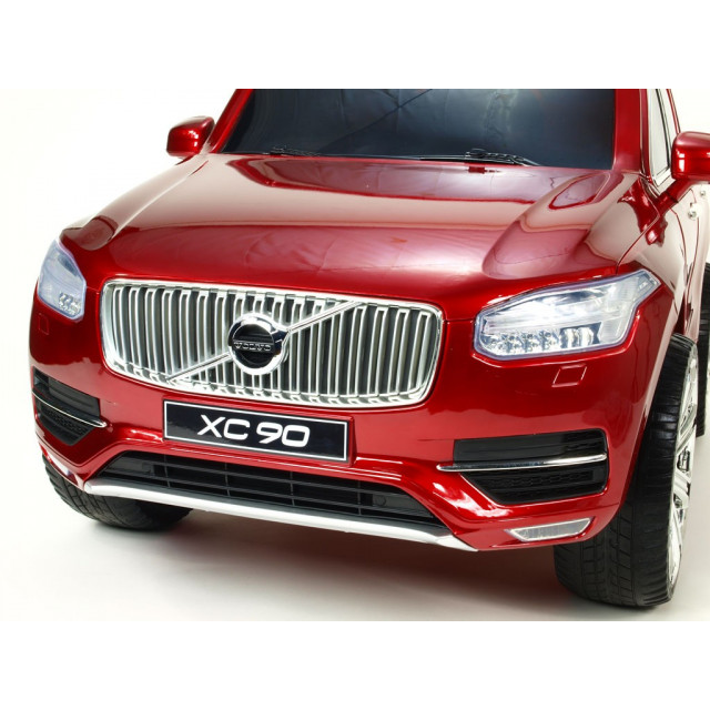 Volvo XC 90 s 2,4G DO, kľúče,Eva kolesá, otváracie dvere,čalunená sedačka,USB,FM,lakované strieborné