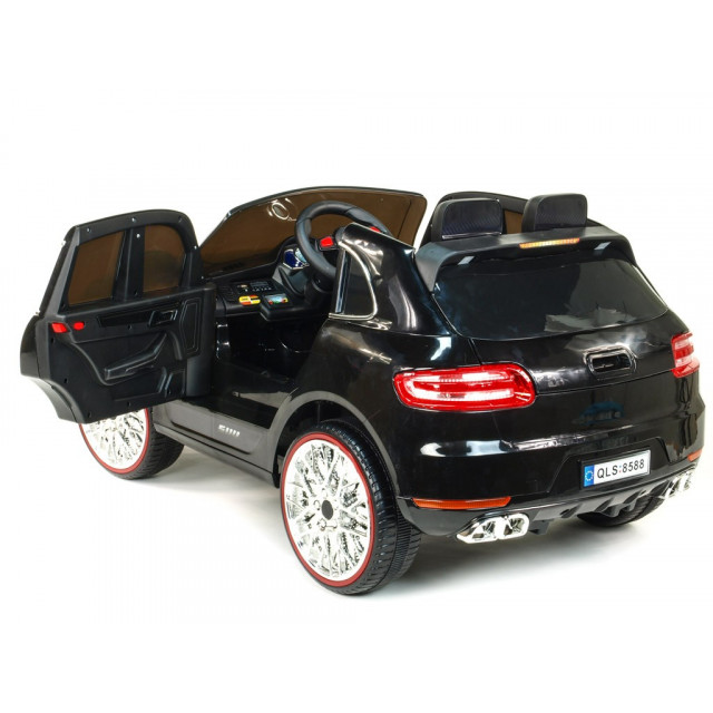 BMW X6 s 2,4G bluetooth DO, EVA kolesami, otváracími dverami,12V, čalunenou vyšívanou sedačkou, lakované čiernou farbou