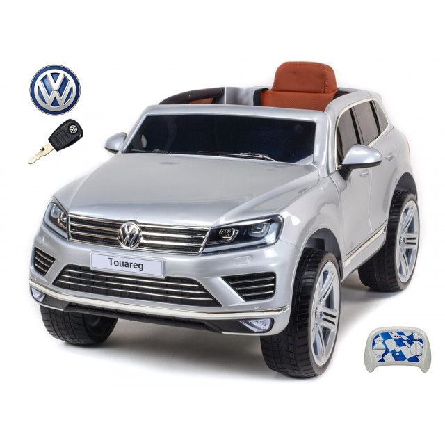 Volkswagen Touareg s 2.4G DO, EVA kolesami, otváracími dverami, LED, FM, USB, modrá metalíza