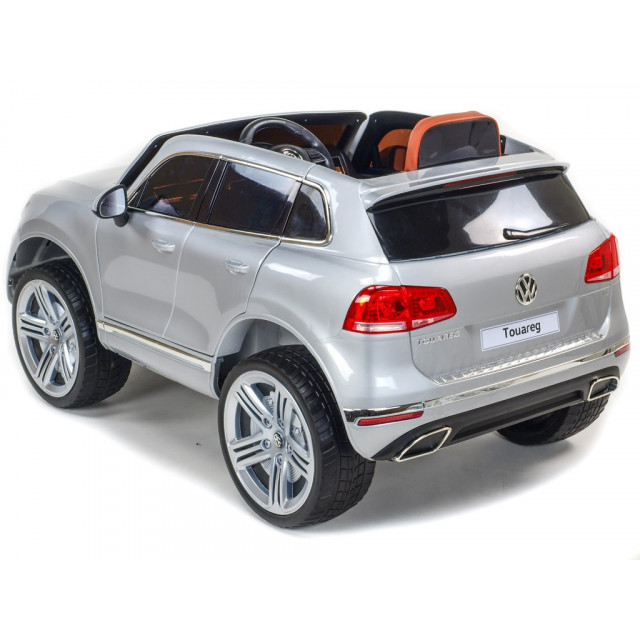 Volkswagen Touareg s 2.4G DO, EVA kolesami, otváracími dverami, LED, FM, USB, modrá metalíza