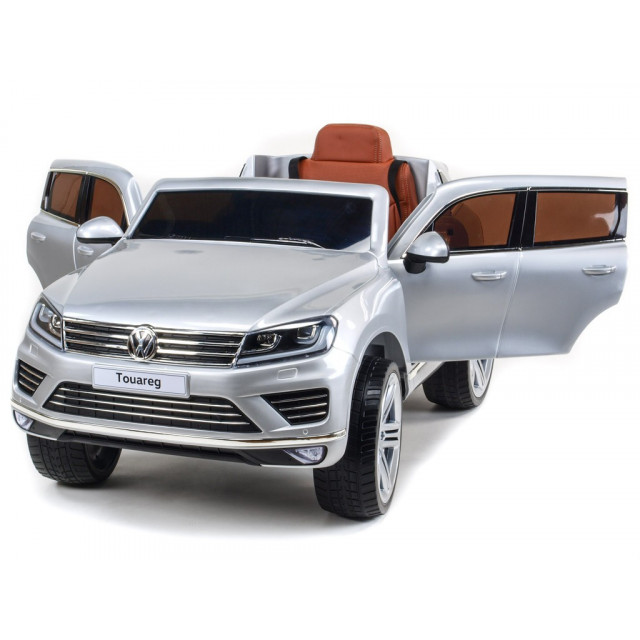 Volkswagen Touareg s 2.4G DO, EVA kolesami, otváracími dverami, LED, FM, USB, modrá metalíza