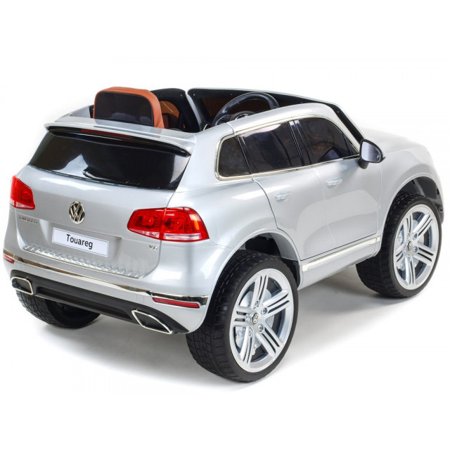Volkswagen Touareg s 2.4G DO, EVA kolesami, otváracími dverami, LED, FM, USB, modrá metalíza