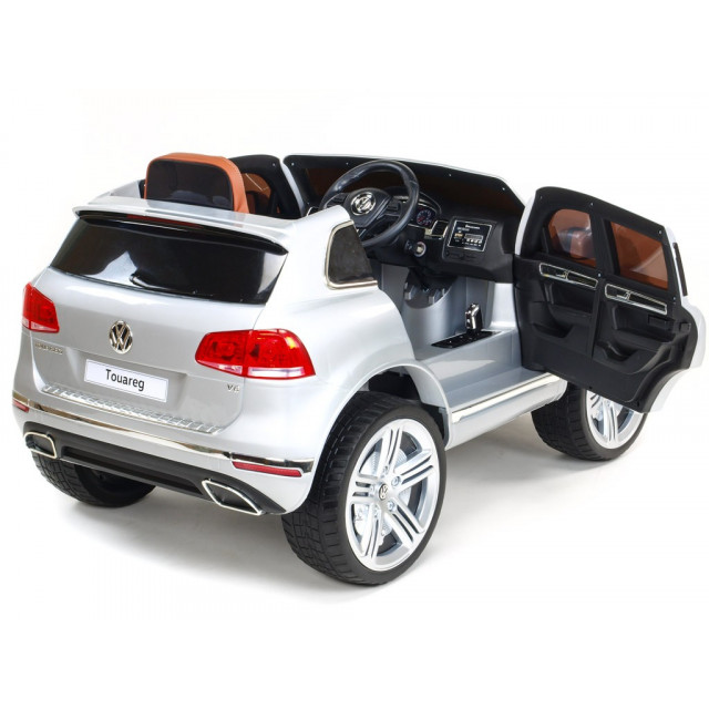 Volkswagen Touareg s 2.4G DO, EVA kolesami, otváracími dverami, LED, FM, USB, modrá metalíza