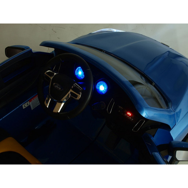 Maserati Alfieri s 2,4G DO,otv.dverami, nastaviteľným volantom, pérovaním, USB, SD, Mp3 playerom, LED osvetlením, ťažným madlom