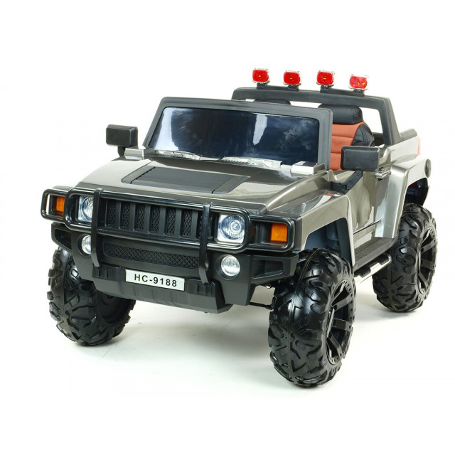 2-stný Hummer Simba s 2,4G DO,EVA kolesami,kývajúcimi nápravami,tlmičmi,USB,TF,Mp3,voltmetrom,čalunenou sedačkou,strieborná met.