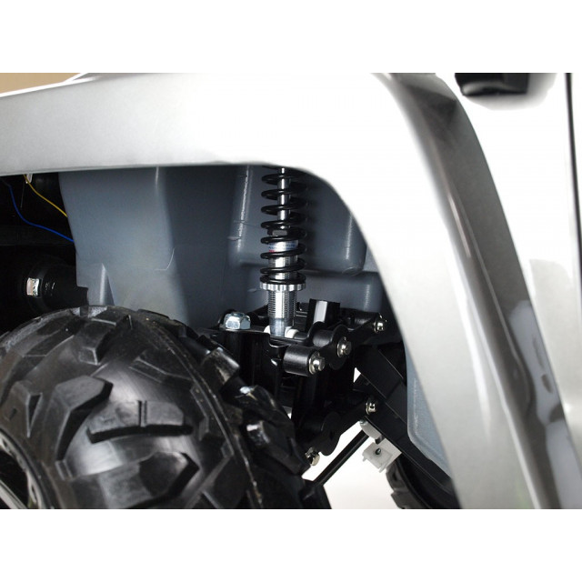 2-stný Hummer Simba s 2,4G DO,EVA kolesami,kývajúcimi nápravami,tlmičmi,USB,TF,Mp3,voltmetrom,čalunenou sedačkou,strieborná met.