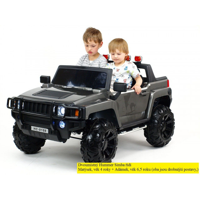 2-stný Hummer Simba s 2,4G DO,EVA kolesami,kývajúcimi nápravami,tlmičmi,USB,TF,Mp3,voltmetrom,čalunenou sedačkou,strieborná met.